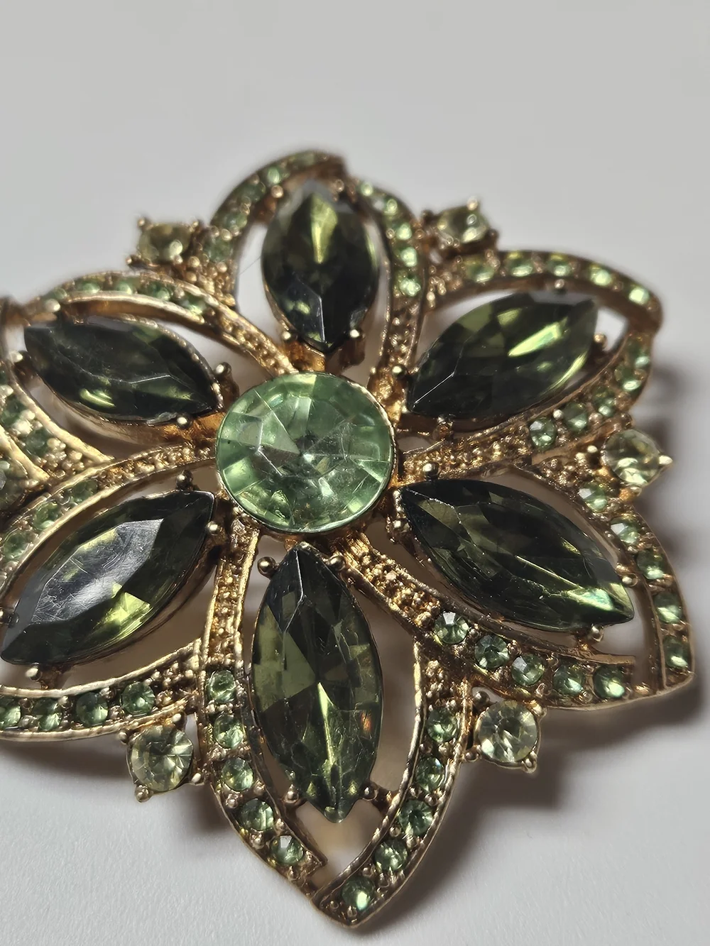 Gold-Tone Olive / Peridot Green Crystal Floral Brooch Pin
